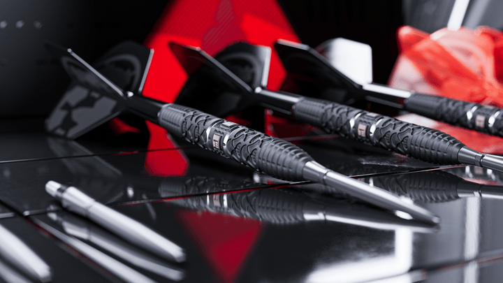 Target Darth Vader Swiss Point Steeldarts Detail ganzer Dart